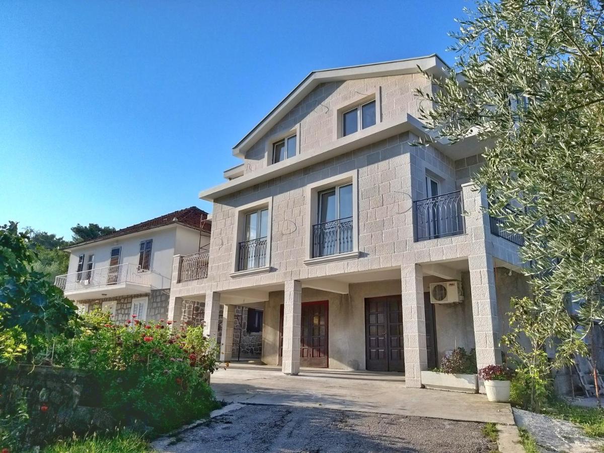 Petivat Gardens Apartment Ngoại thất bức ảnh