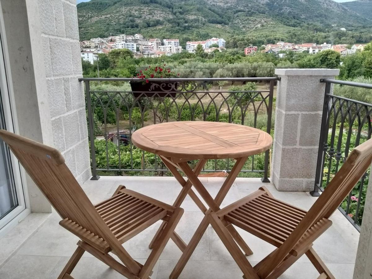 Petivat Gardens Apartment Ngoại thất bức ảnh