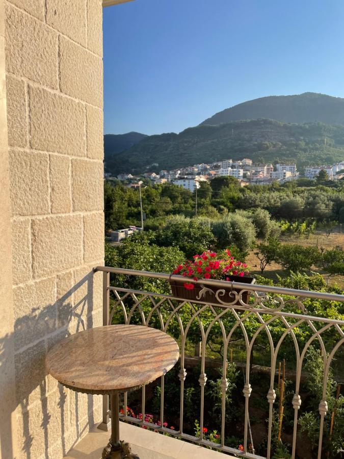 Petivat Gardens Apartment Ngoại thất bức ảnh