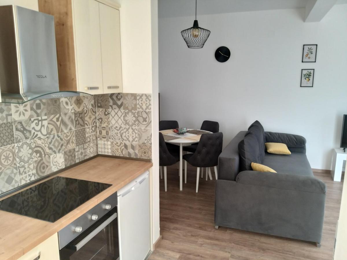 Petivat Gardens Apartment Ngoại thất bức ảnh