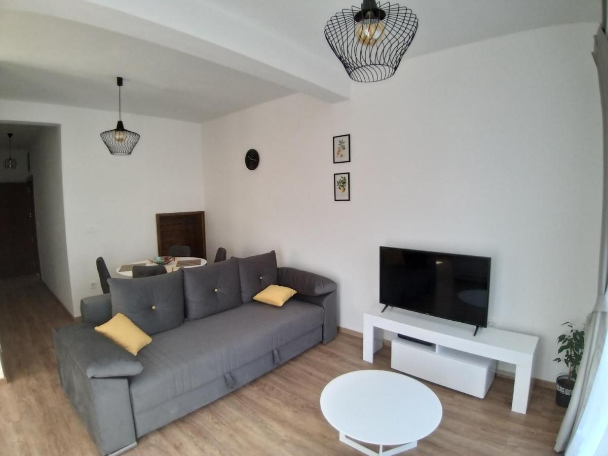 Petivat Gardens Apartment Ngoại thất bức ảnh