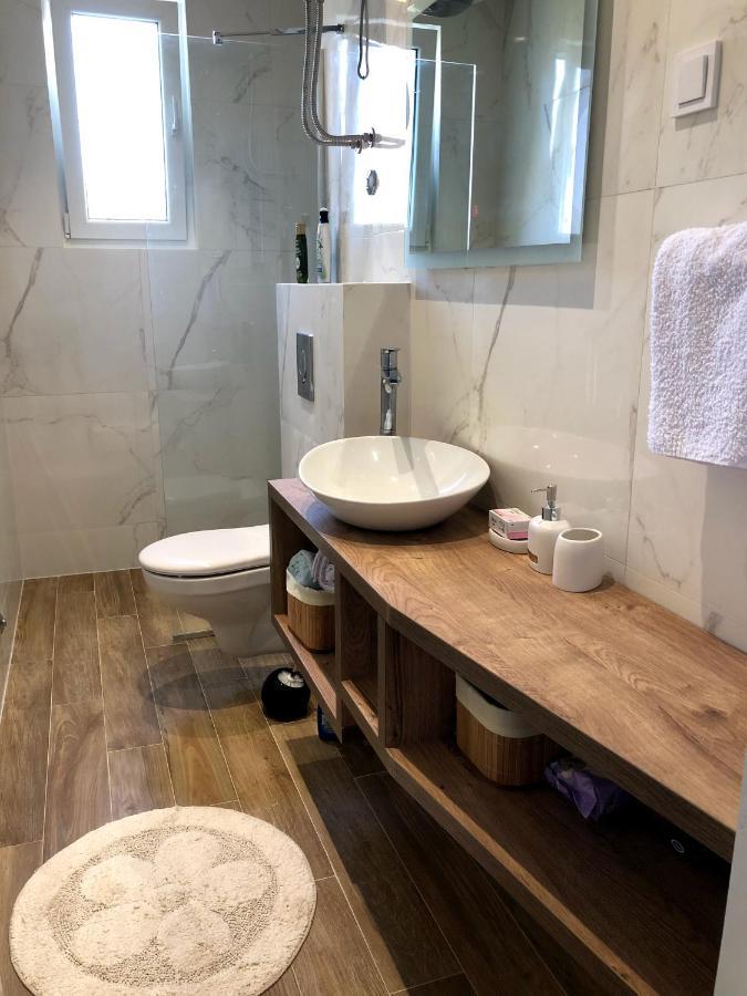 Petivat Gardens Apartment Ngoại thất bức ảnh