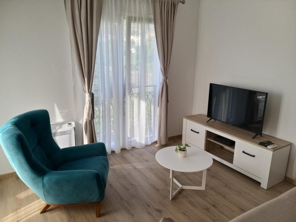 Petivat Gardens Apartment Ngoại thất bức ảnh